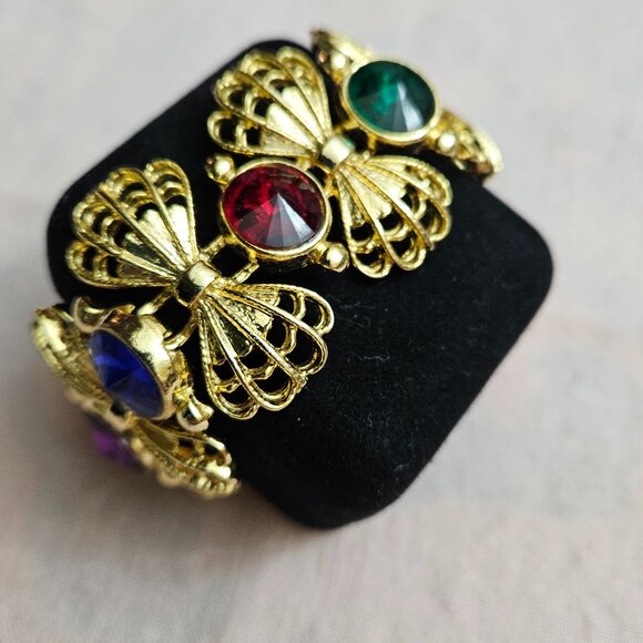 Multi-colored Fashion Jewelry Bracelet - Picture 1 of 7